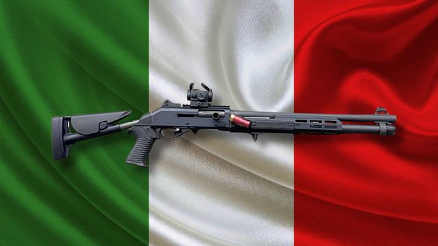 Benelli M4 Shotgun