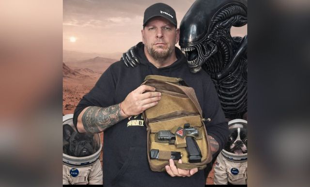 Alien Remus 02.26