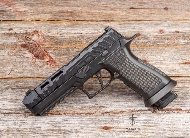 P320 Spectre Comp
